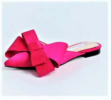 Load image into Gallery viewer, Silk Satin Pointed toe bow ..