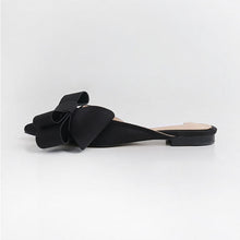 Load image into Gallery viewer, Silk  Satin Pointed Toe Bow  Slippers. Black