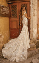 Load image into Gallery viewer, Mermaid Wedding Dresses Couture Off Shoulder Lace Applique Sweep Train
