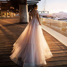 Load image into Gallery viewer, Beach Wedding Dress Cap Sleeve Floral Applique