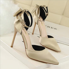 Load image into Gallery viewer, Silk Satin Bow Back Mary Janes
