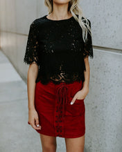 Load image into Gallery viewer, Double Tiered Scalloped Lace Blouse