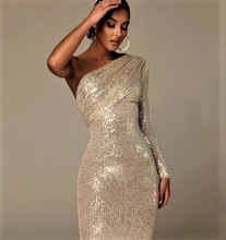 Load image into Gallery viewer, Sequins in Spring One Shoulder Dress..