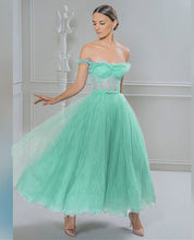 Load image into Gallery viewer, Strapless  Short Elegant Illusion Lace Bodice Gown
