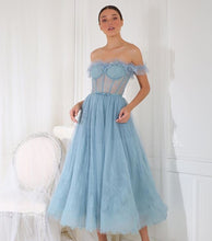Load image into Gallery viewer, Strapless  Short Elegant Illusion Lace Bodice Gown