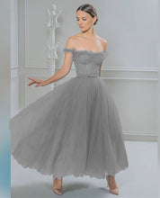 Load image into Gallery viewer, Strapless  Short Elegant Illusion Lace Bodice Gown