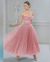 Load image into Gallery viewer, Strapless  Short Elegant Illusion Lace Bodice Gown
